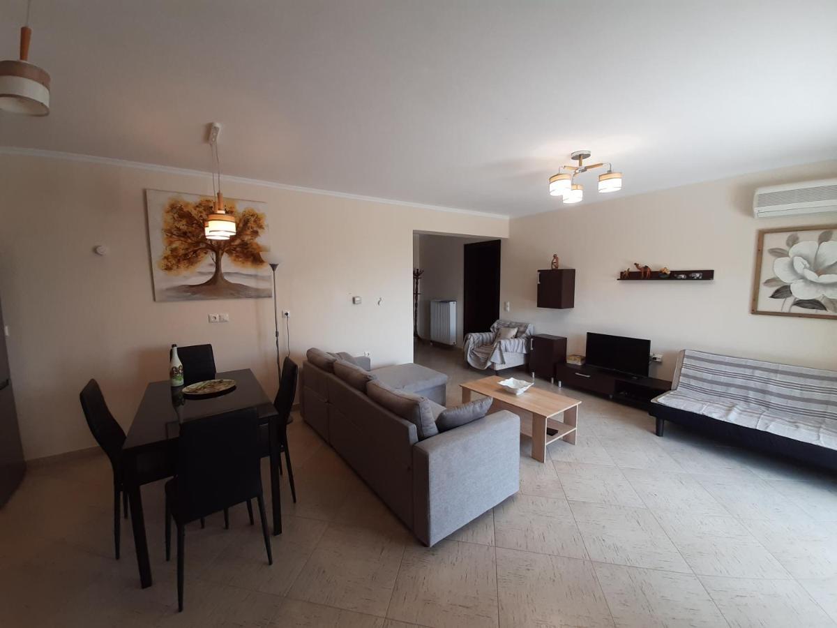 Aliveri Flat With Sea View ภายนอก รูปภาพ