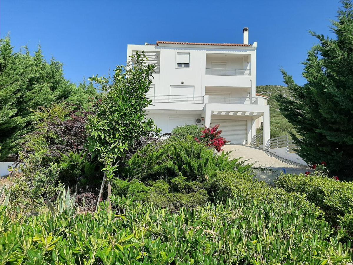 Aliveri Flat With Sea View ภายนอก รูปภาพ