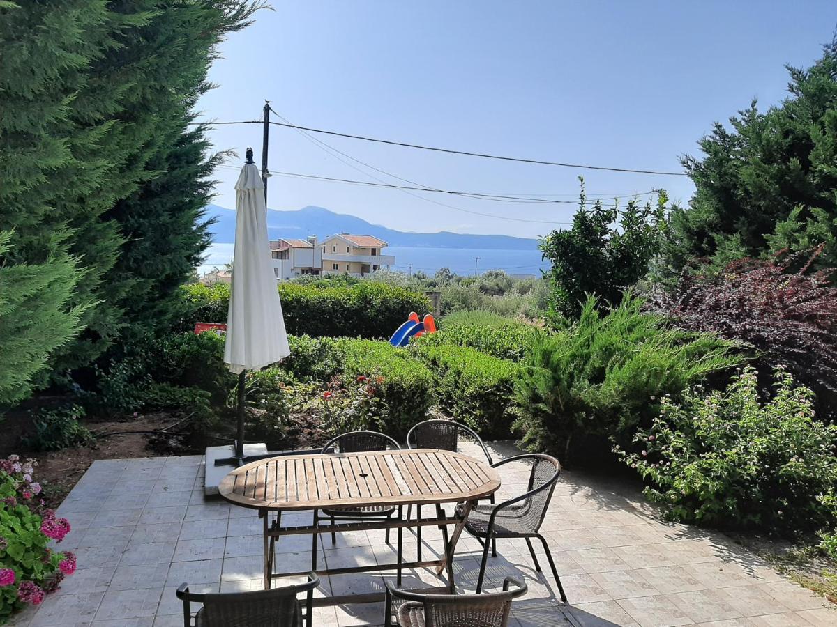 Aliveri Flat With Sea View ภายนอก รูปภาพ